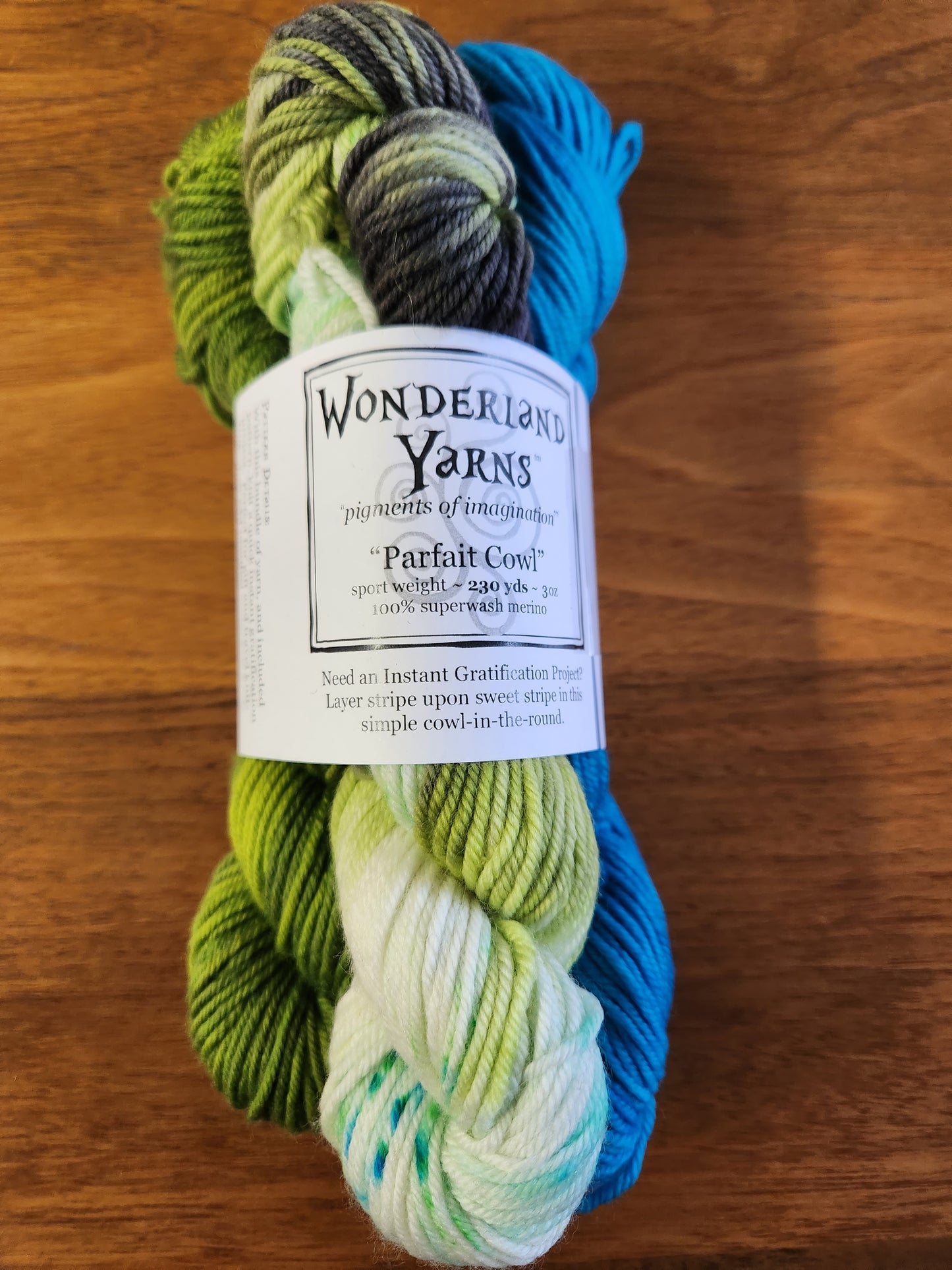 Wonderland Yarns Parfait Cowl Kit