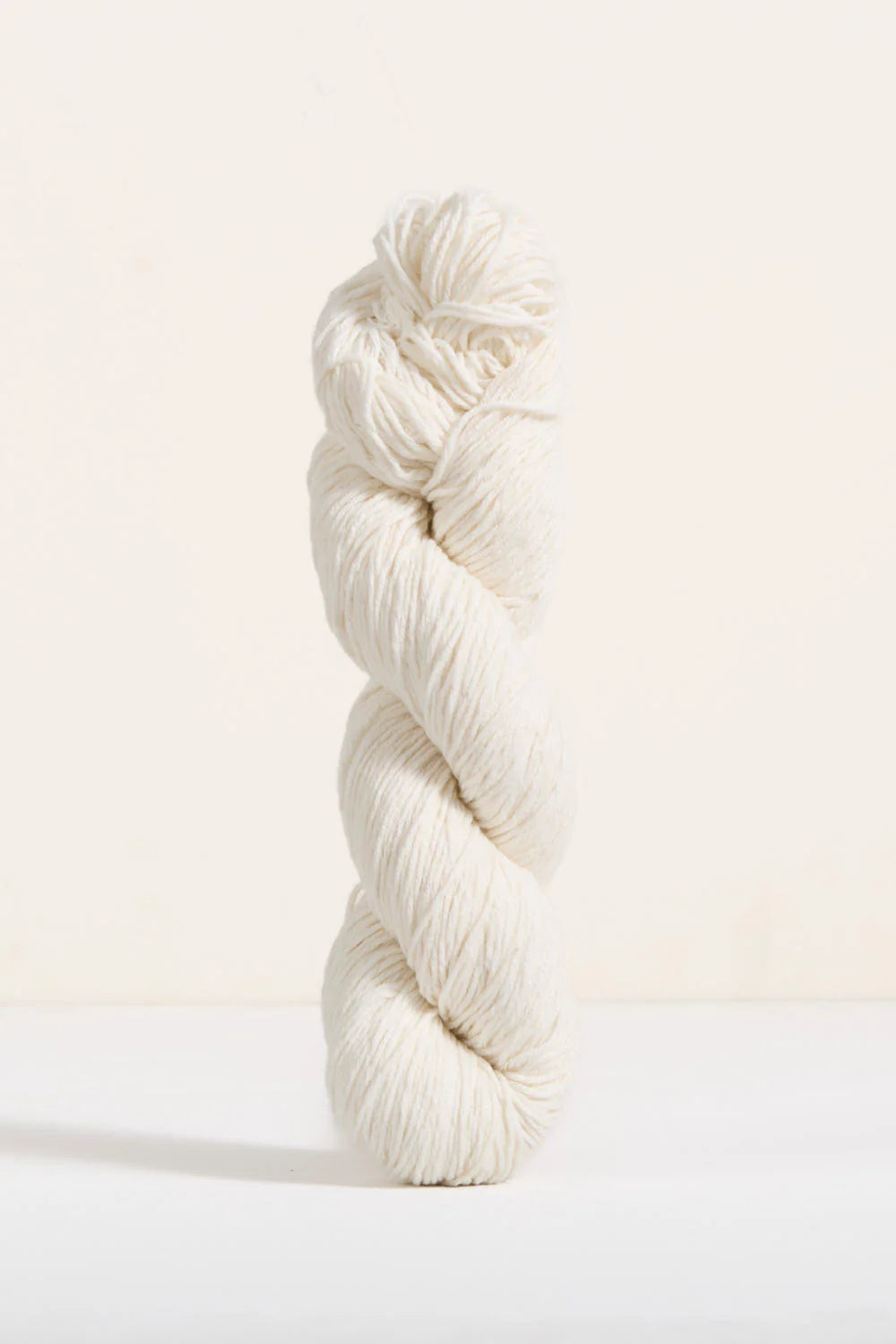 Hollo Bandana Kit by Urth Yarns
