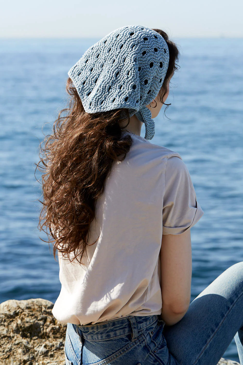 Hollo Bandana Kit by Urth Yarns
