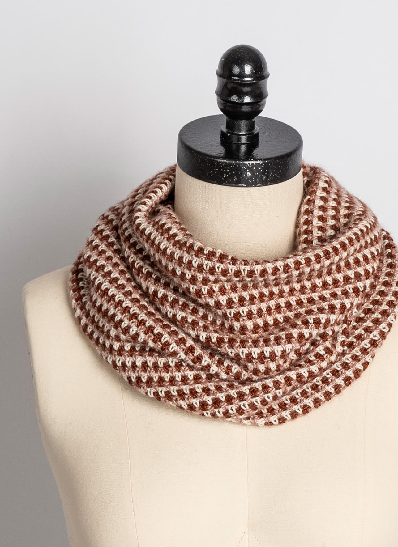 Covington Cowl Kit (Crochet) from Blue Sky Fibers