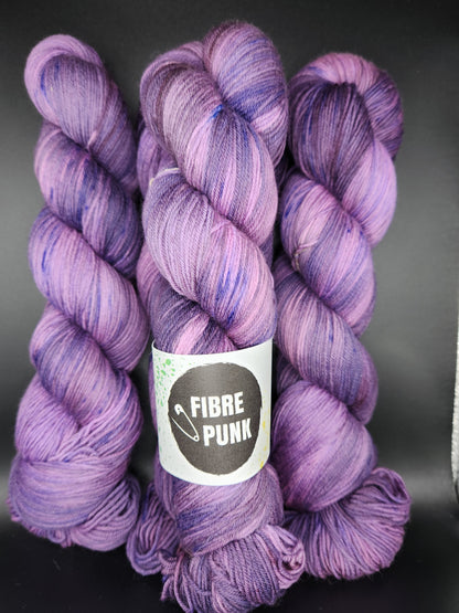 FibrePunk Hand Dyed Fingering