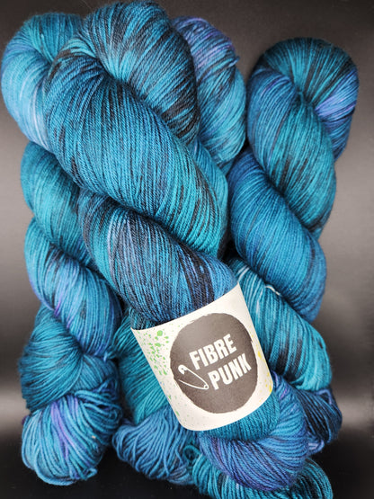 FibrePunk Hand Dyed Fingering