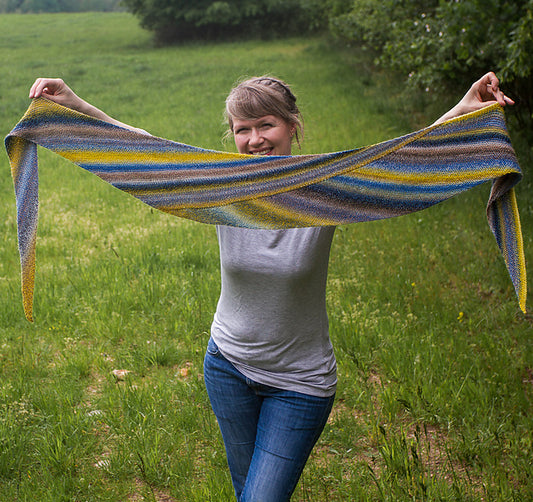 Easy Shawl - HABFC