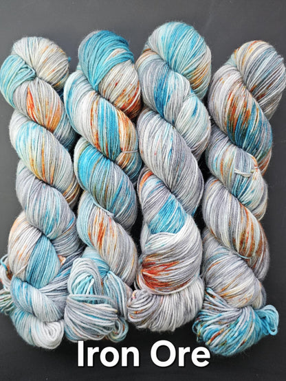 FibrePunk Hand Dyed Fingering